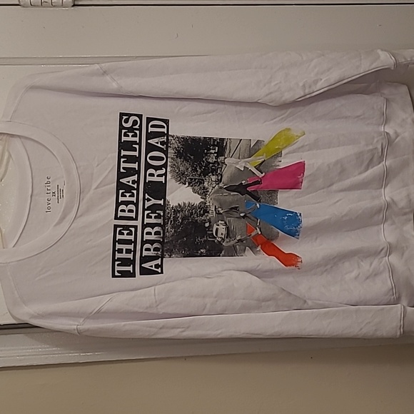 Sweatshirt - Picture 1 of 5